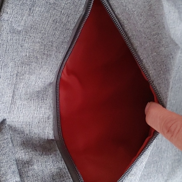 Unisex URBANI shoulder Nylon messenger tablet crossbody bag - Picture 7 of 10